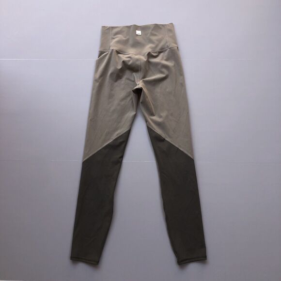 Vuori Colorblock Studio Legging in Light Oregano Size Small High Rise. LIKE NEW! - Picture 3 of 11